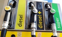 Prezzi di benzina e gasolio in aumento: dove conviene fare il pieno in Bergamasca