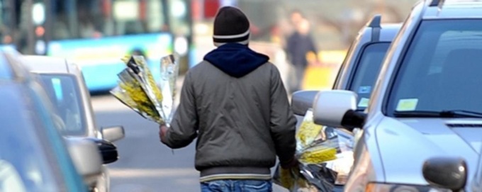 I fioristi chiedono ai sindaci bergamaschi più controlli contro i venditori abusivi