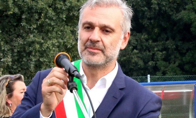 L’ex sindaco di Albano e la telecamera nel bagno delle maestre: caso archiviato