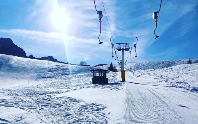 Poca neve naturale ma tanto sole: bilancio della stagione invernale sulle piste bergamasche