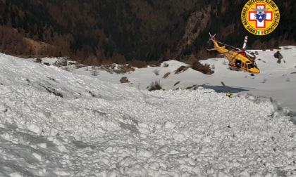 Alpinista travolto da una valanga sul monte Legnone: in codice rosso al Papa Giovanni