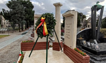 Al cimitero Monumentale inaugurata la nuova tomba dei partigiani bergamaschi