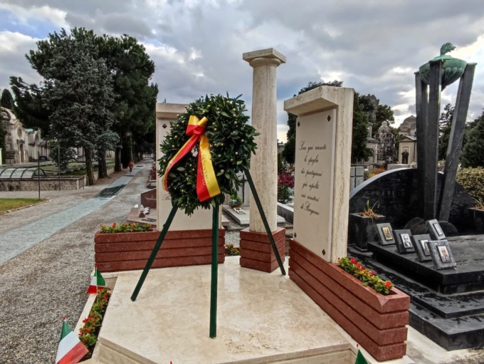 Al cimitero Monumentale inaugurata la nuova tomba dei partigiani bergamaschi
