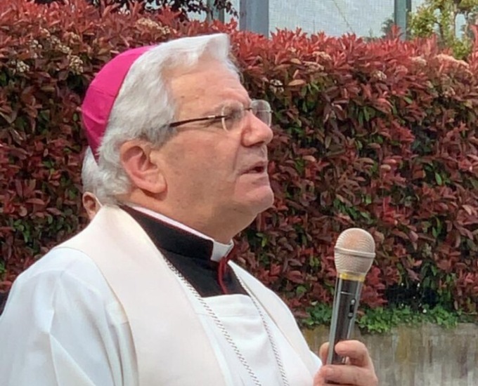 I preti bergamaschi sono sempre meno, sempre più vecchi e con sempre più parrocchie