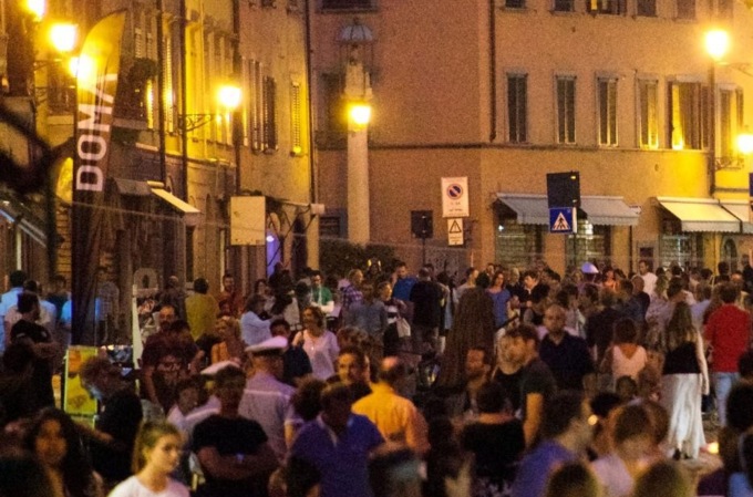 Borgo Santa Caterina: archiviato il Covid, tornato il baccano (ogni week-end la stessa storia)