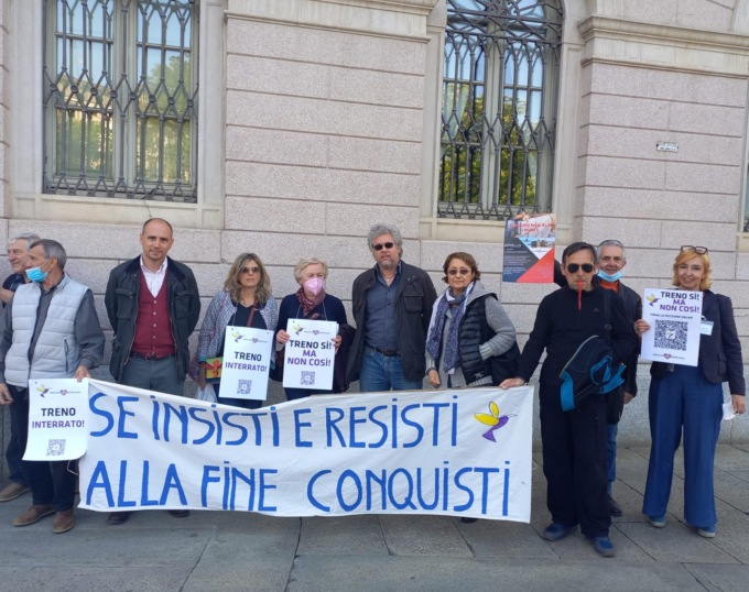 Treno per Orio, il centrodestra al fianco di Boccaleone: «Ignorate le richieste del territorio»