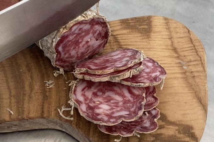 Prima edizione di “Pà e Salam”, esposizione del salame orobico, a Daste