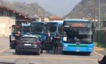 Studentessa sull'autobus senza mascherina Ffp2, a Gazzaniga devono intervenire i Carabinieri