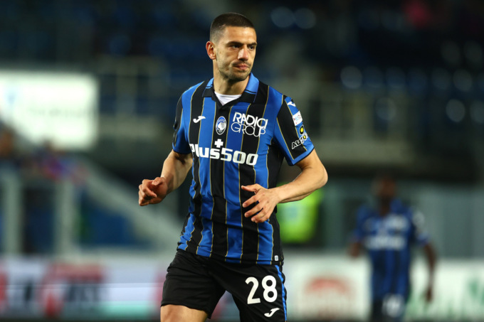 Demiral sbaglia tutto, Hateboer non ne imbrocca mezza. L’unico raggio di sole è Scalvini