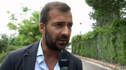 Minacce dell’estrema destra al giornalista Paolo Berizzi, in dieci a processo a Bergamo