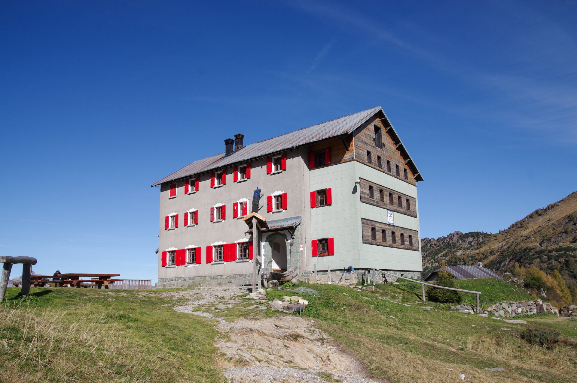 2 - Escursione al pizzo del Becco il rifugio laghi gemelli