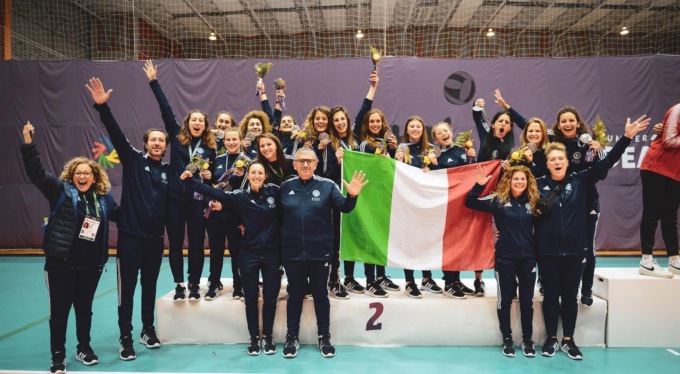 Ilaria Galbusera e la Nazionale italiana volley sorde perdono la finale olimpica, ma non il sorriso