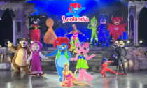 Reunion di cartoni animati a Leolandia: tutti insieme sullo stesso palco