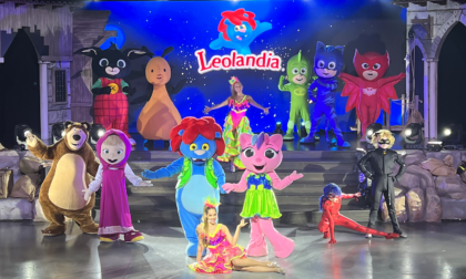 Reunion di cartoni animati a Leolandia: tutti insieme sullo stesso palco