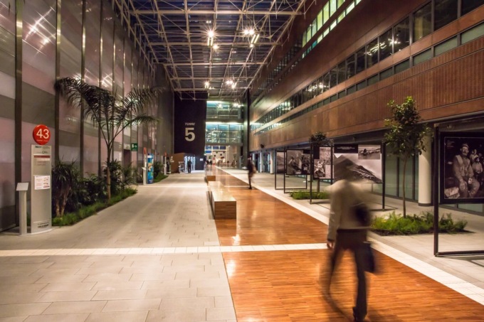 Dieci mesi e mezzo per una visita oculistica: «Cosa fa di concreto Regione Lombardia?»