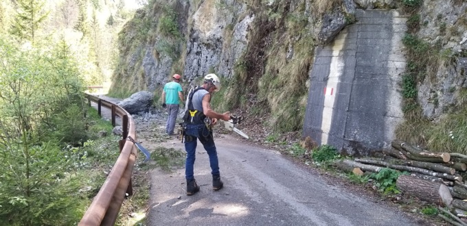Frana di Valpiana, a Gandino partiti i lavori in parete per riaprire al transito la strada