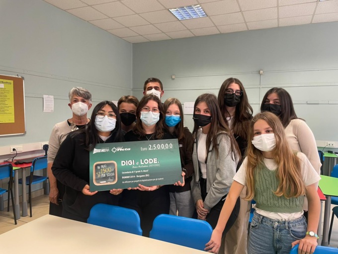 Concorso Digi e Lode: Blue Meta-Gruppo Hera premia con 2.500 euro l’istituto Mazzi