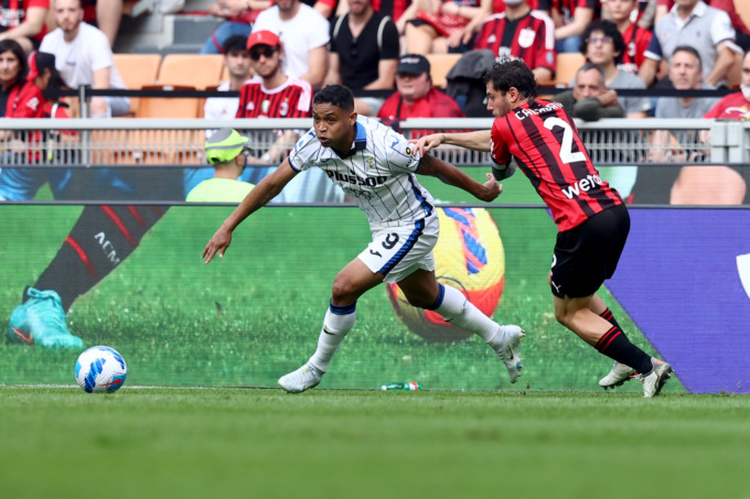 Atalanta beffata da Leao e travolta da un imperioso Theo Hernandez (volata di 80 metri): 2-0