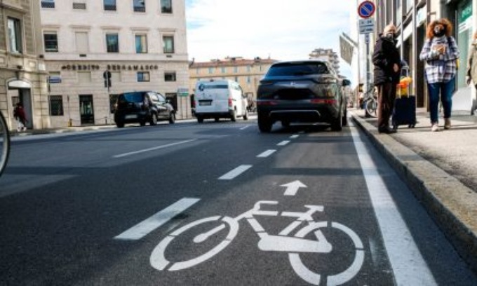 Bergamo, nuovi lavori in via Borgo Palazzo per la sistemazione del percorso ciclabile