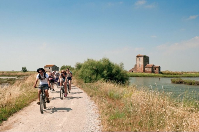 Marche in bicicletta, come esplorare il bellissimo territorio?