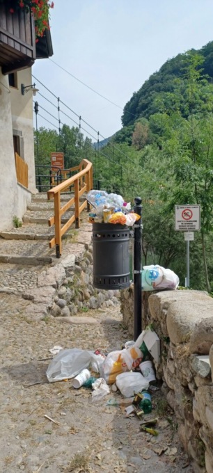 Clanezzo: bello il ponte e la locanda, ma quanti frequentatori incivili