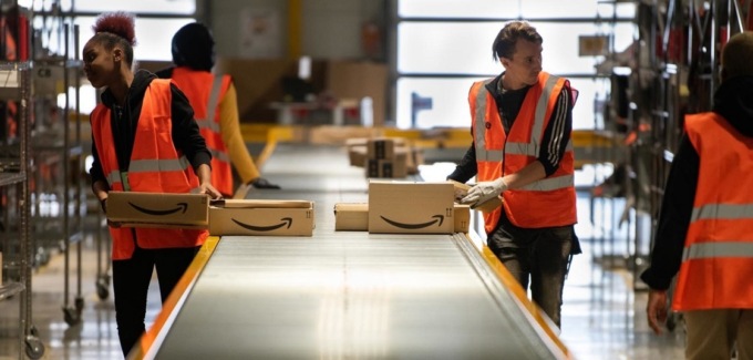 Gheroghe Bohar è il primo rappresentante sindacale dello stabilimento Amazon a Cividate