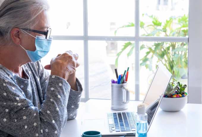 Pensionati, fragili e nuove tecnologie: la Cisl di Bergamo apre sette sportelli di aiuto digitale