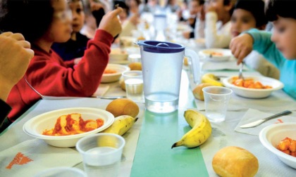 Mense scolastiche, a Bergamo quelle dell'infanzia sono le più care della Lombardia