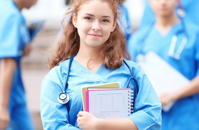 «Troppi ostacoli, vi spiego perché dopo la Maturità non mi iscriverò a Medicina»