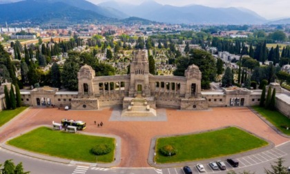Dal 3 luglio tornano le visite guidate gratuite al cimitero monumentale di Bergamo
