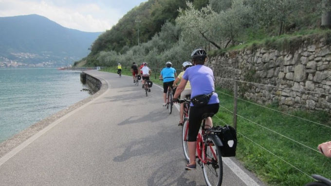 A Monte Isola potranno sbarcare massimo 80 bici al giorno