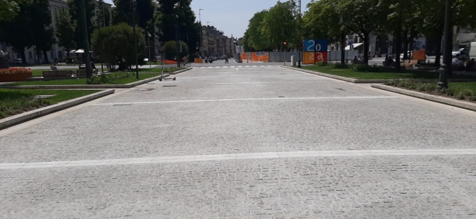 Macchie di olio dopo la Mille Miglia, Gori: «Furgoni e mezzi ci passano tutti i giorni»