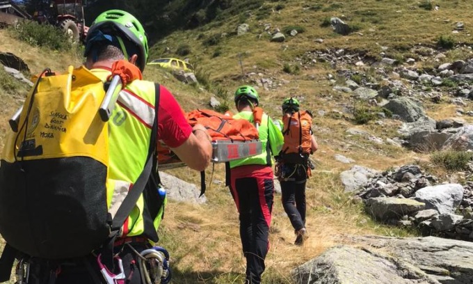Precipita per un centinaio di metri nei pressi della Croce dell’Olmo, morto un sessantenne