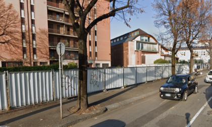 Parcheggi a pagamento nel quartiere Carnovali, Carrara (Lega) attacca: «Questo è accanimento»