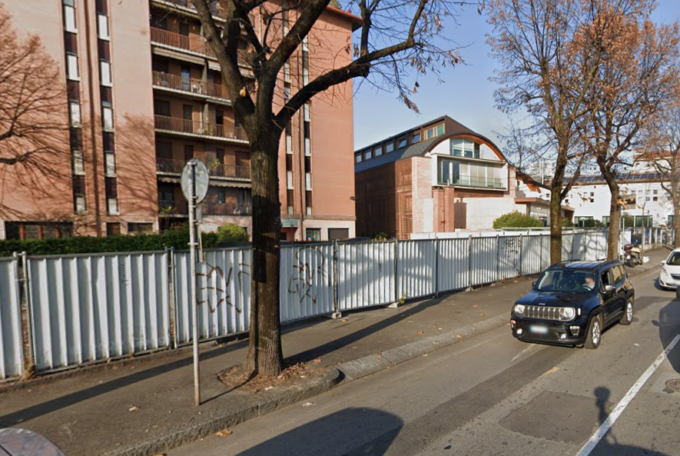 Parcheggi a pagamento nel quartiere Carnovali, Carrara (Lega) attacca: «Questo è accanimento»