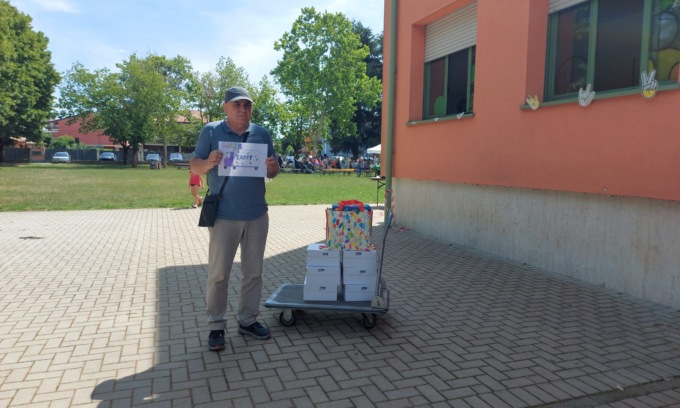 Il camioncino dei gelati dei Zappy va in pensione: “Lascio una grande famiglia”