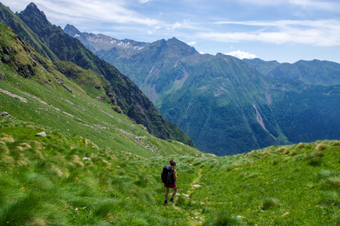 Tra aquile e stambecchi, la meraviglia del lago di Coca: perla protetta da montagne severe