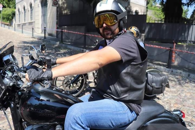 Scontro frontale tra due auto a Palosco: muore un 35enne