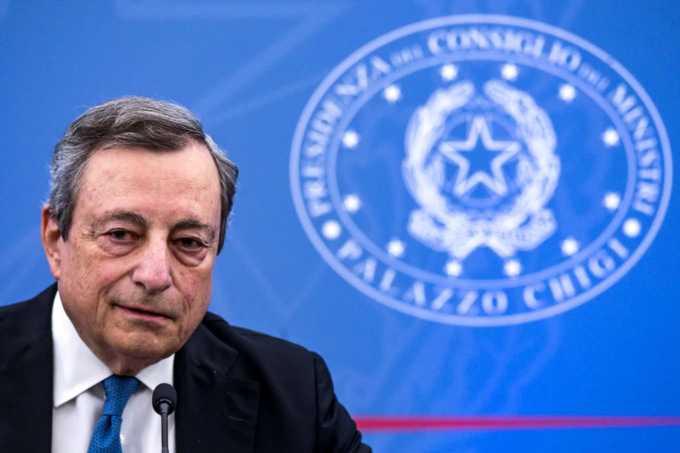 C’è anche Gori tra gli undici sindaci che chiedono a Draghi di restare a capo del Governo