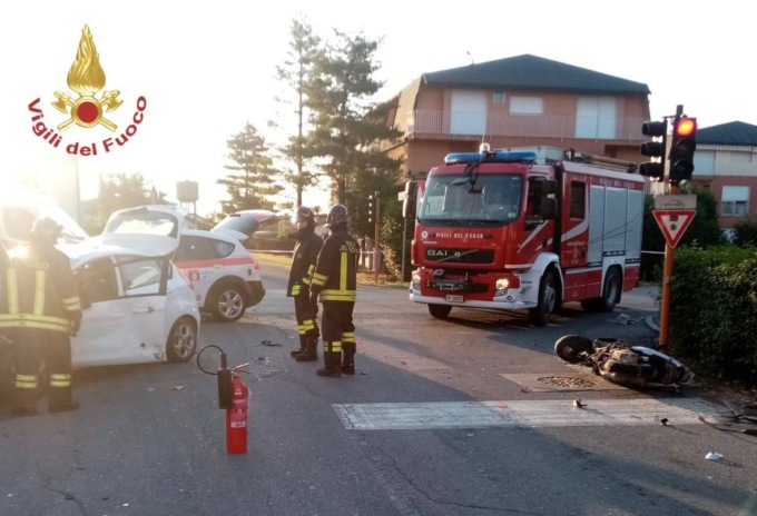 Schianto tra auto e scooter all’alba a Martinengo, muore un 51enne