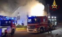 Nella notte due interventi dei Vigili del Fuoco: appartamento in fiamme ad Arcene, un camion a Cologno