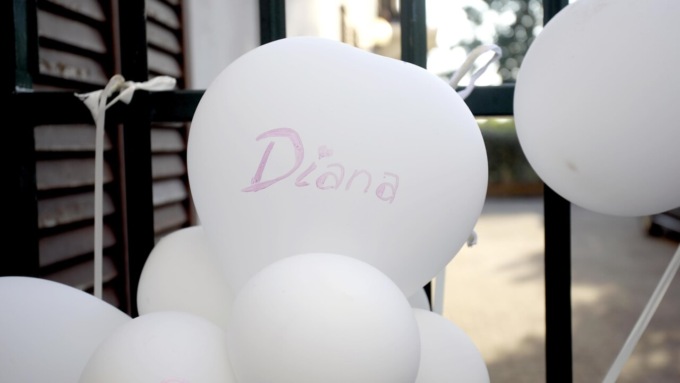 Chi era la 37enne che ha abbandonato la piccola Diana per andare dal suo compagno a Leffe
