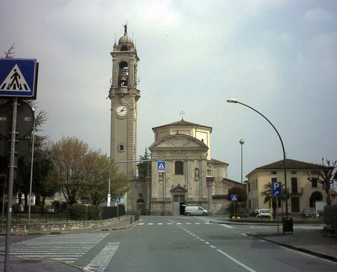 Ad Almè si prega per la pioggia: fedeli in processione per chiedere la fine della siccità