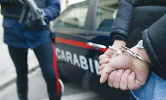 Banda trafficava in droga: arrestate 15 persone, alcune ancora latitanti all’estero