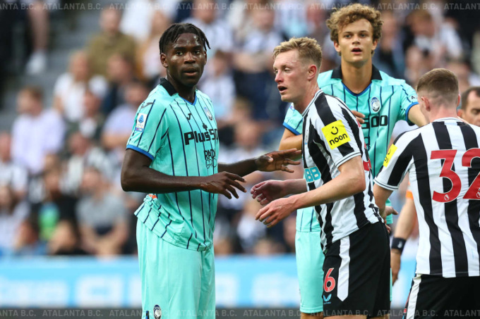 Cessioni, il punto su chi è in partenza: Leicester per Okoli (15 milioni), Cagliari per Piccoli