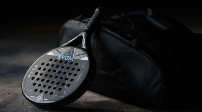 Vendita racchette padel: scopri tutto su questo sport