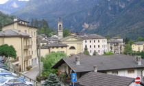 Valnegra (Val Brembana): auto di due turisti danneggiate con l'acido