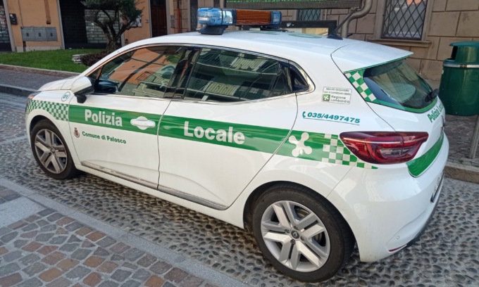 Ricercato per furto e furto aggravato, 23enne argentino arrestato dalla Locale a Palosco