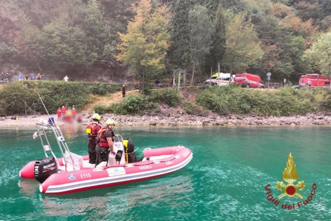 Tragedia tra Castro e Solto Collina: una donna di 54 anni è annegata nel lago d’Iseo