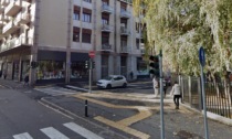 Inseguimento e sparatoria in pieno centro città a Bergamo: un uomo arrestato in via Taramelli
